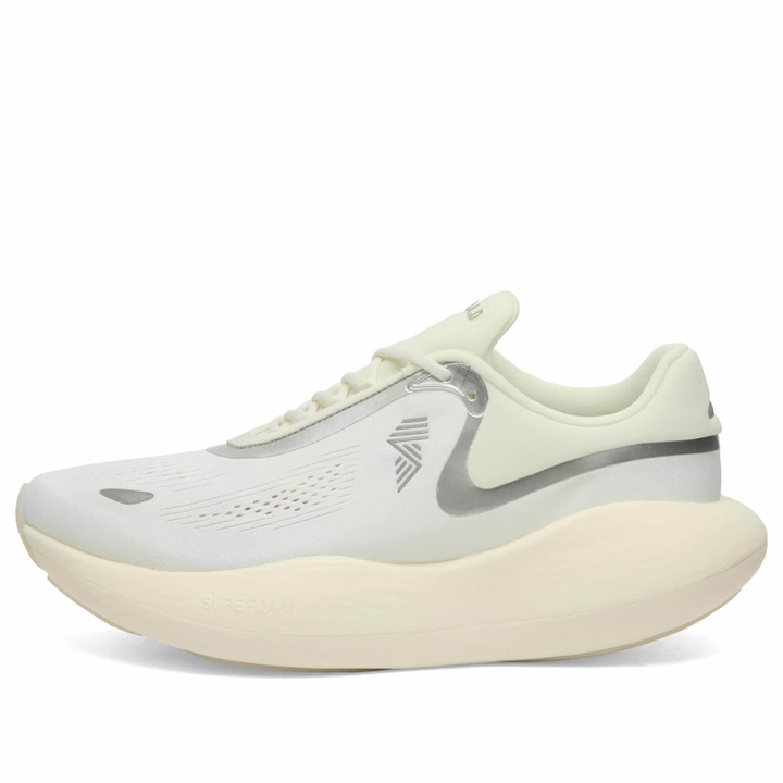Photo: R.A.D Men's ® UFO Sneaker in Space White