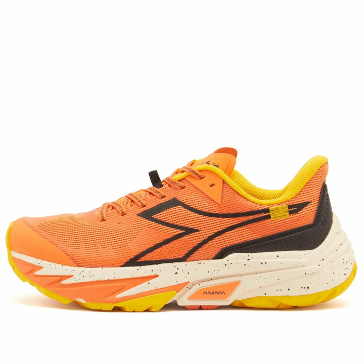 Photo: Diadora Sestriere-Xt 2 Sneaker in Nectarine/Black