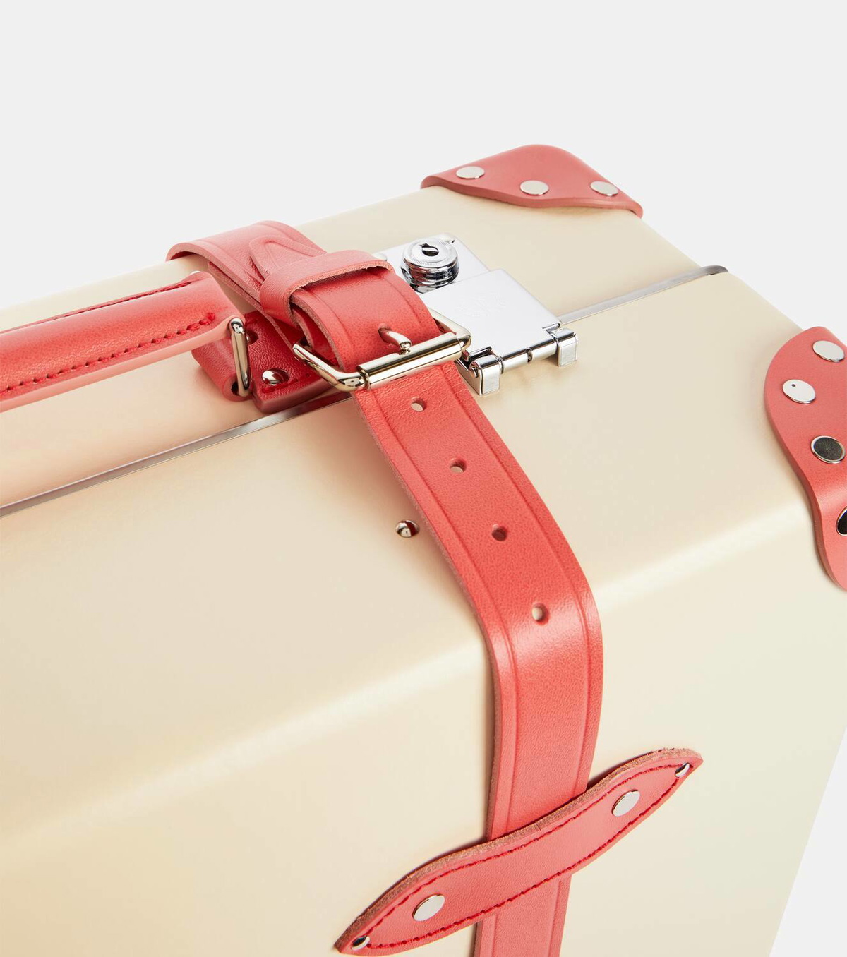Globe-Trotter Pop Colour carry-on suitcase