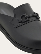 Ferragamo Mens Gancini ornament mule in Black