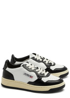 Autry Medalist Leather Sneakers White And Black