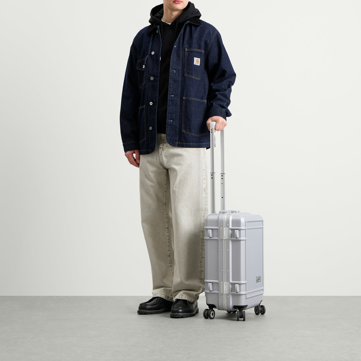 Eastpak Resist'r Luggage Case - Small in Metal Silver 