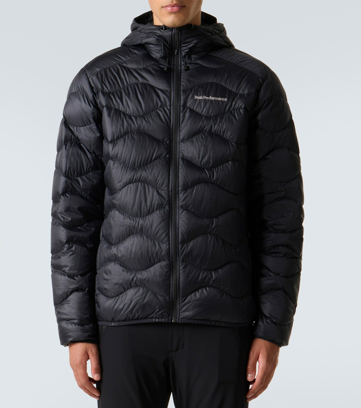 Peak Performance Helium hooded down jacket