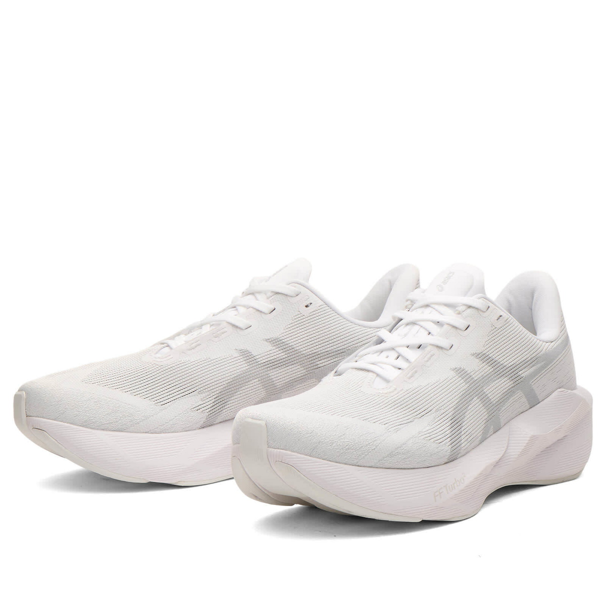 Asics Novablast 6 Sneaker in White/White