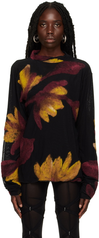 Photo: Feben Black Petal Sweater