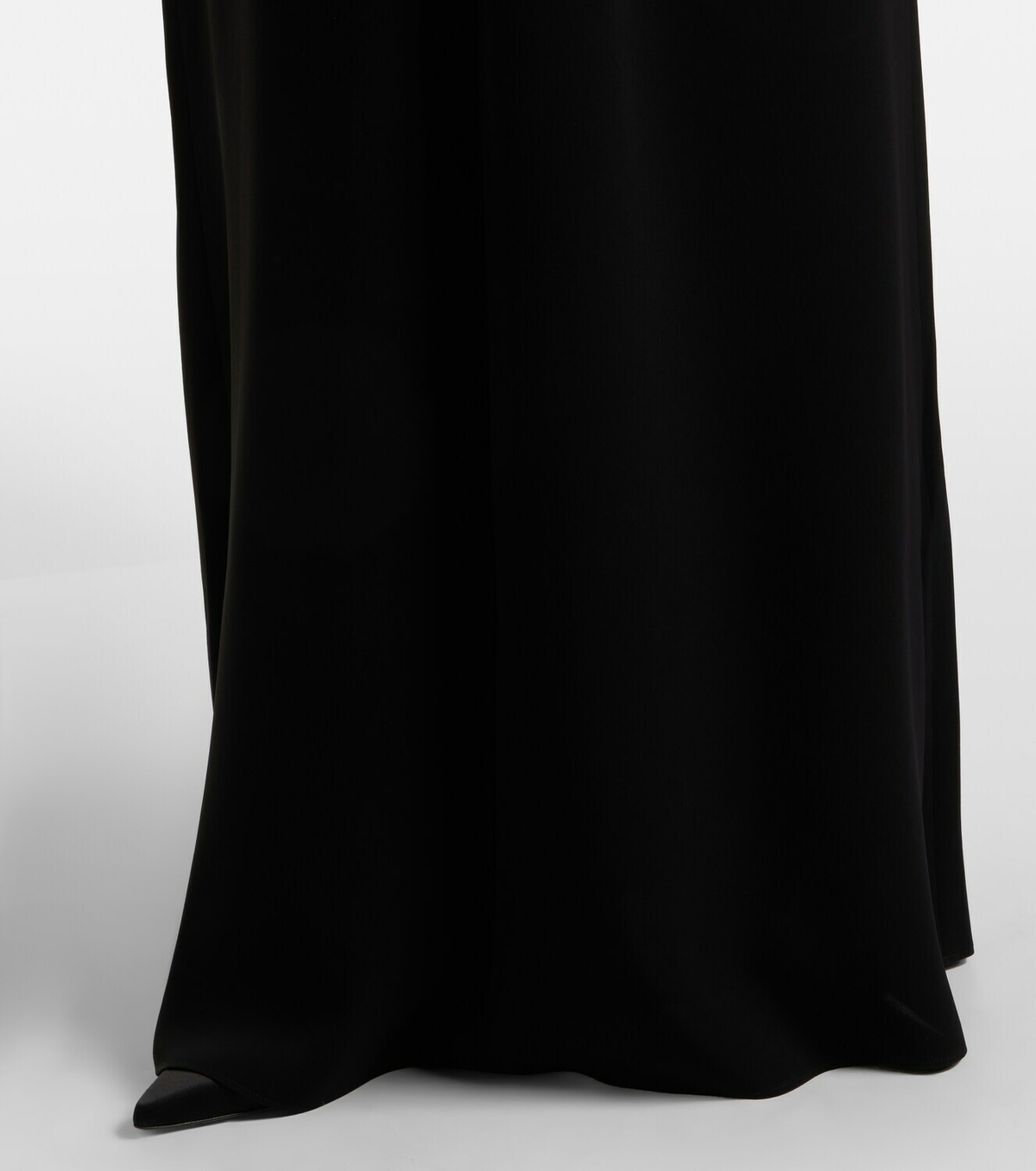 Max Mara Elegante caped cady gown