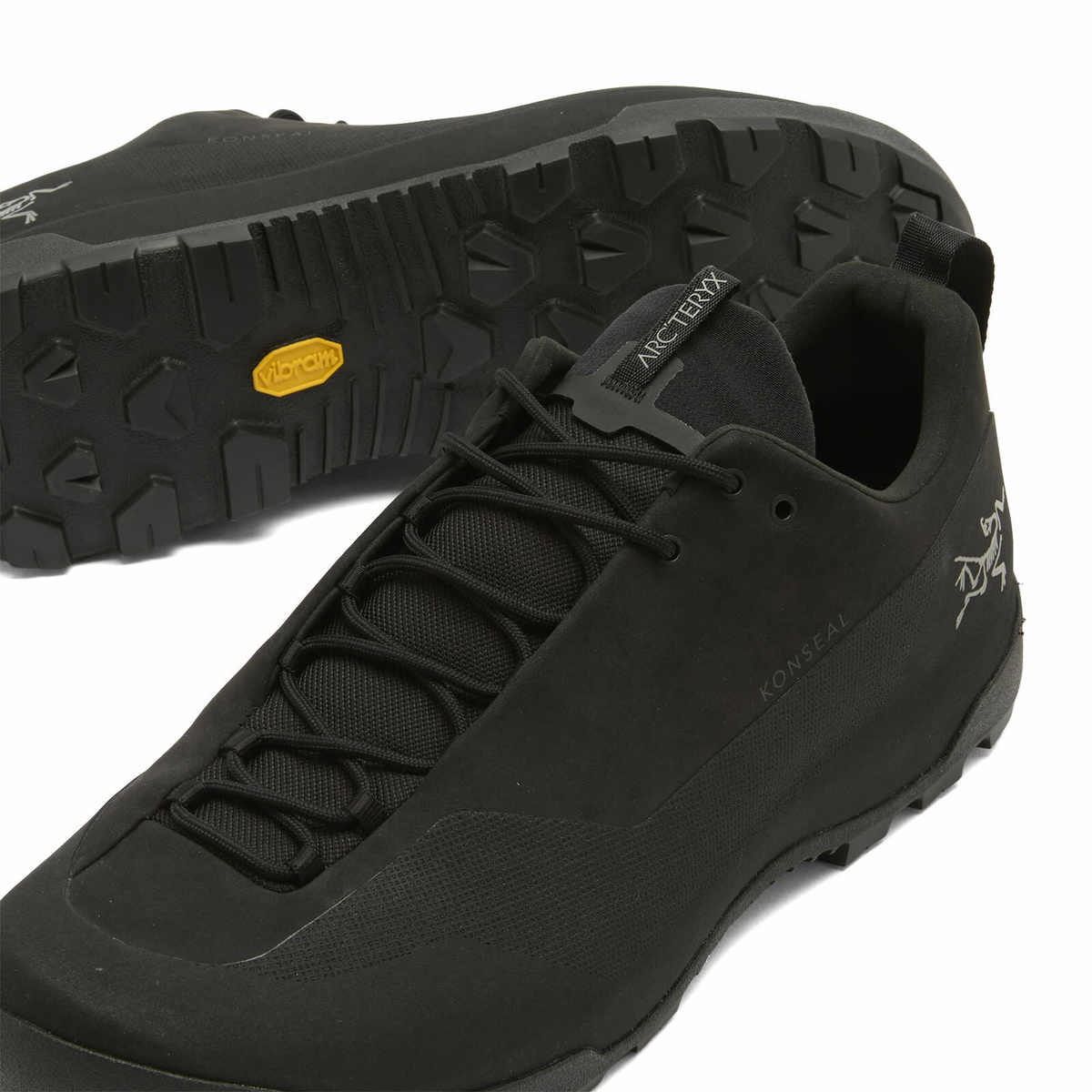 Arc'teryx Men's Konseal in Black/Black