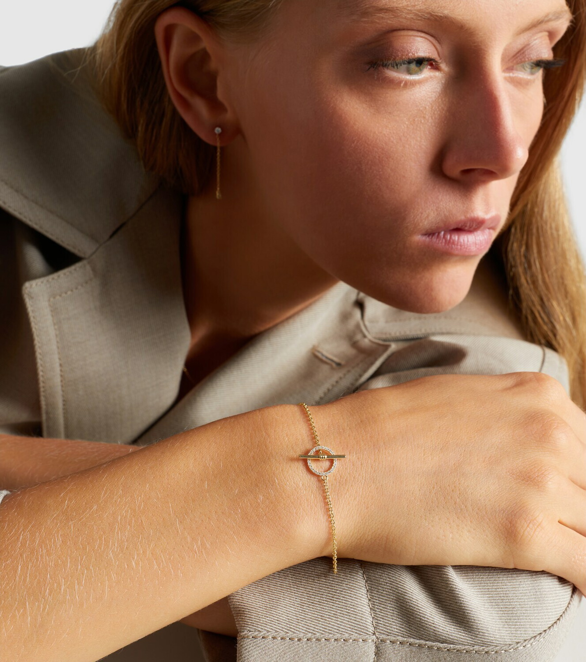 Stone and Strand 10kt gold bracelet with diamonds