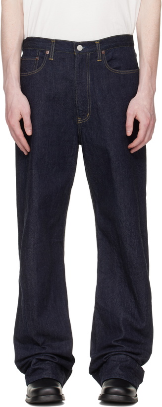 Photo: stein Navy Twist Cut Jeans