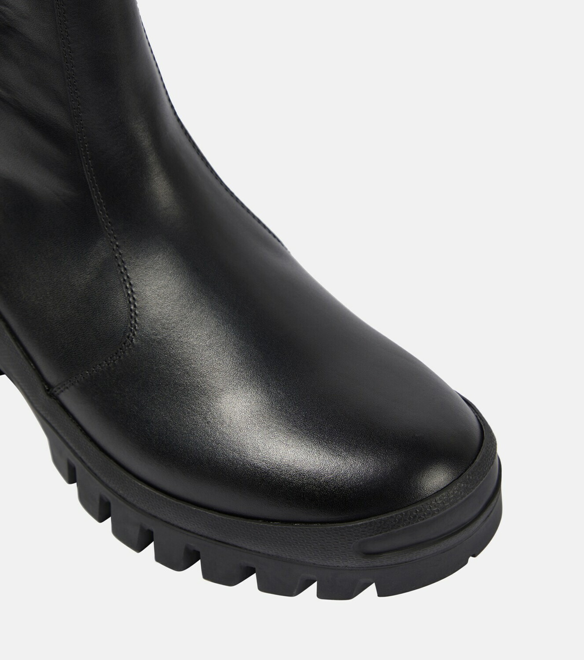 the row chelsea boot