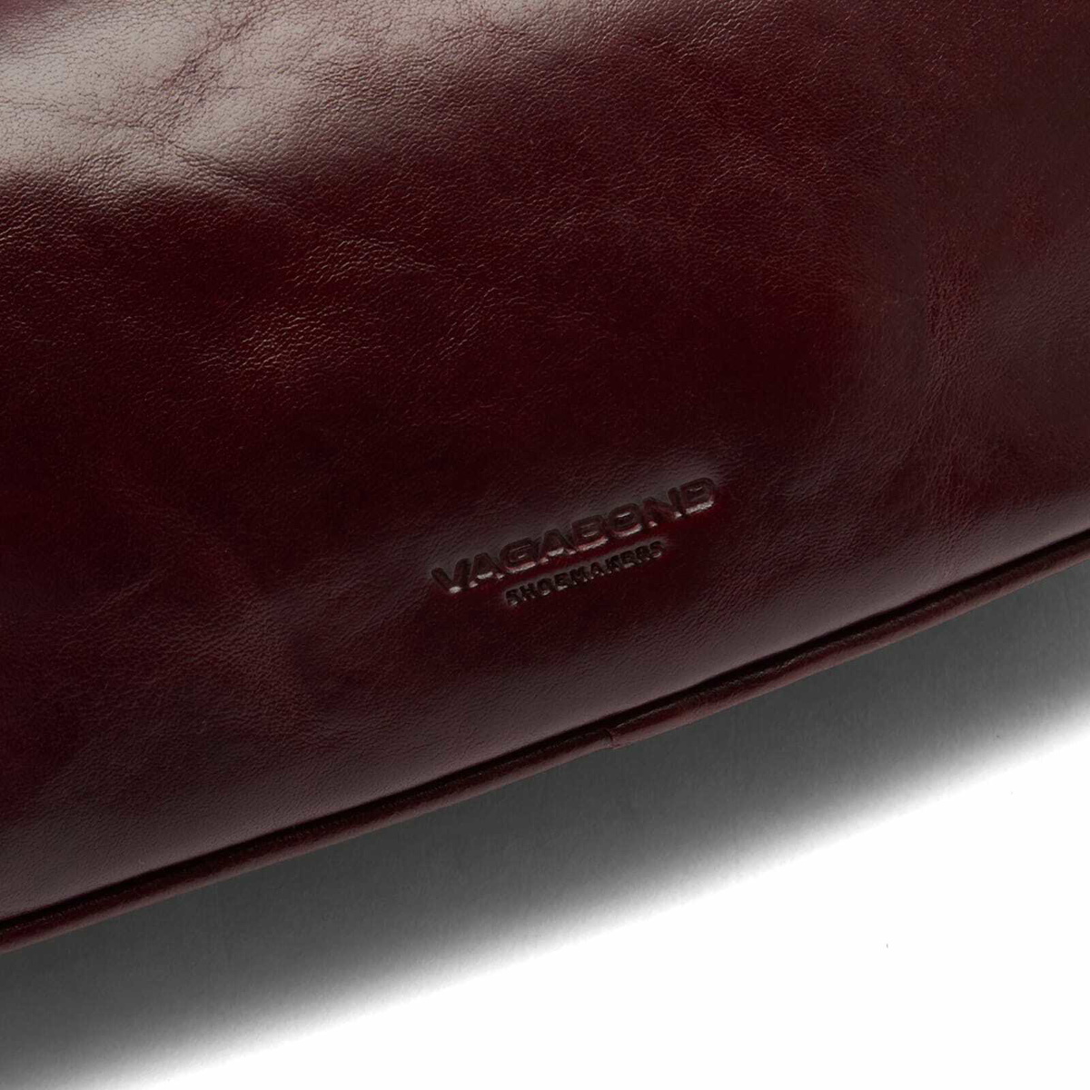 Vagabond Shoemakers Women's Vienne Shoulder Bag in Cherry 