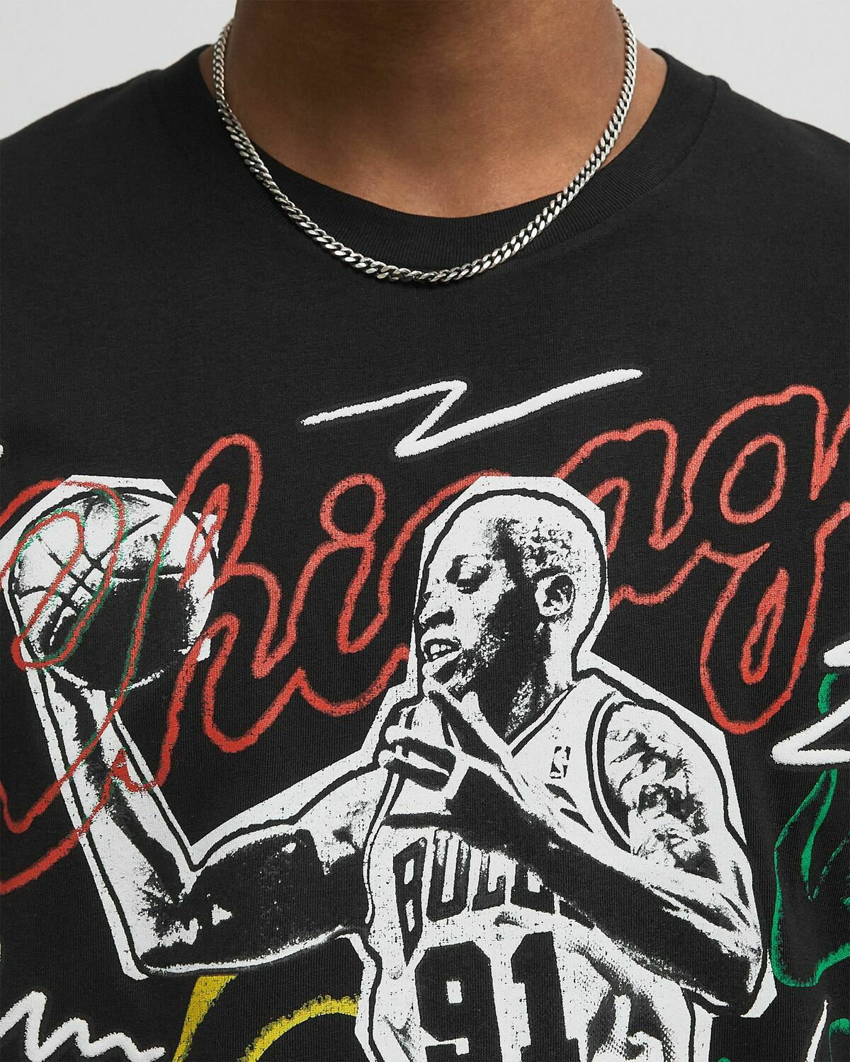 Mitchell & Ness NBA CHALKED UP TEE CHICAGO BULLS DENNIS RODMAN Black Mens Shortsleeves/Team Tee