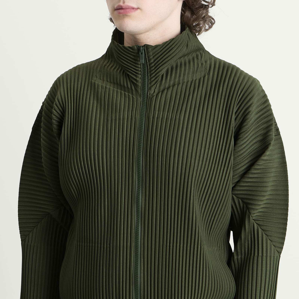 Homme Plissé Issey Miyake Men's Pleat Zip Up Cardigan in Duomo Door Green