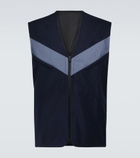 GR10K - Backend vest