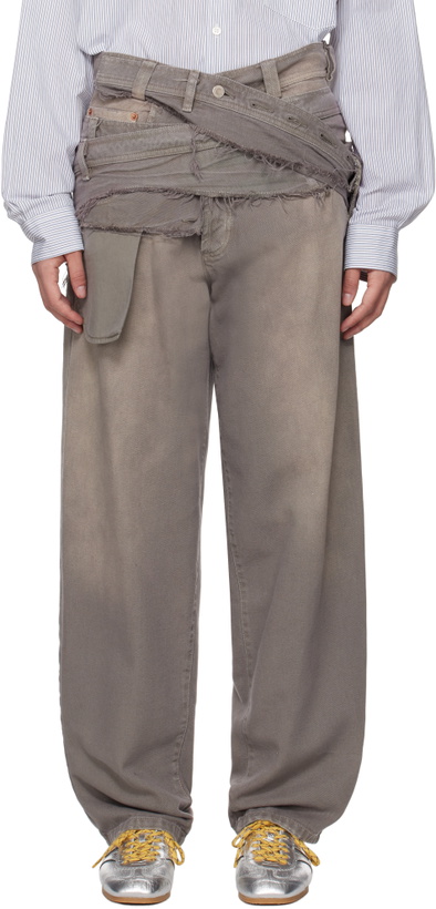 Photo: Magliano Taupe Cantiere Many Pockets Jeans