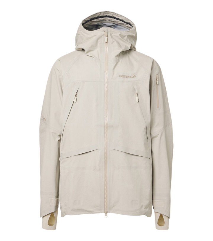 Photo: Norrøna Møre GORE-TEX® ski jacket