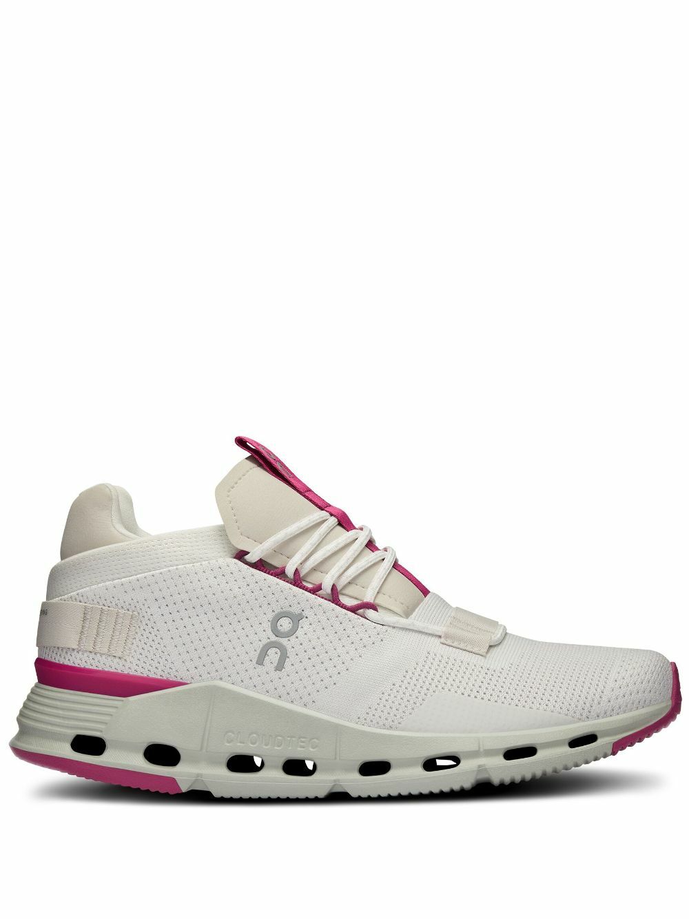 ON RUNNING - Cloudnova Sneakers