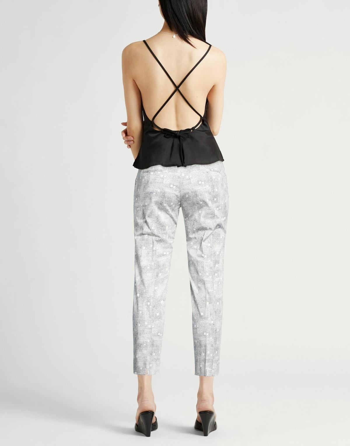 Peserico Womens Pants in Black
