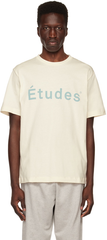 Photo: Études SSENSE Exclusive Off-White Wonder T-Shirt