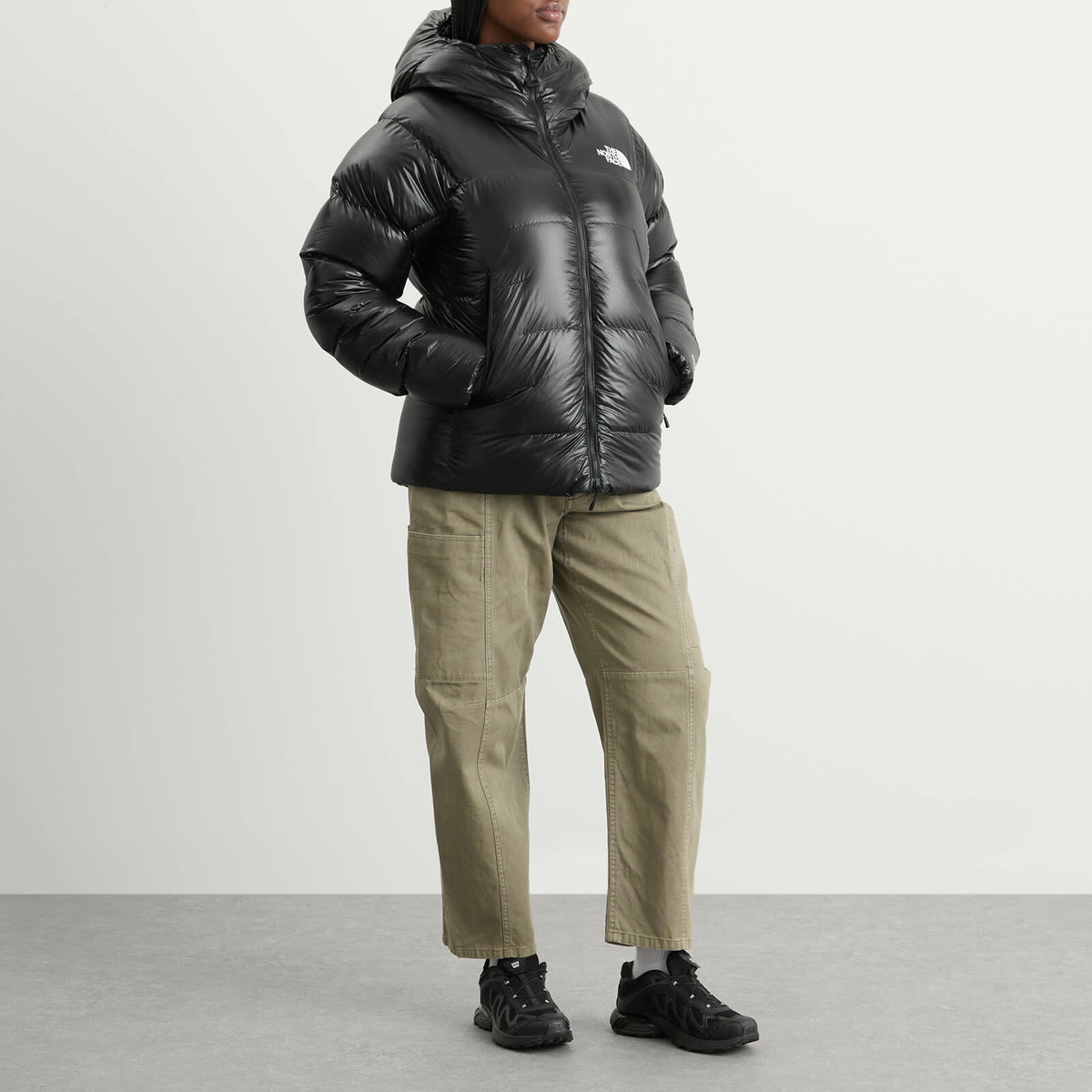The North Face Women's Summit Pumori Down Parka Jacket in Tnf Black