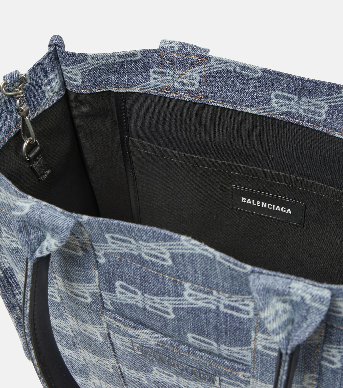 【BALENCIAGA】Hardware Medium デニム Tote★関税送料込み Balenciaga - Hardware Medium denim tote bag Balenciaga