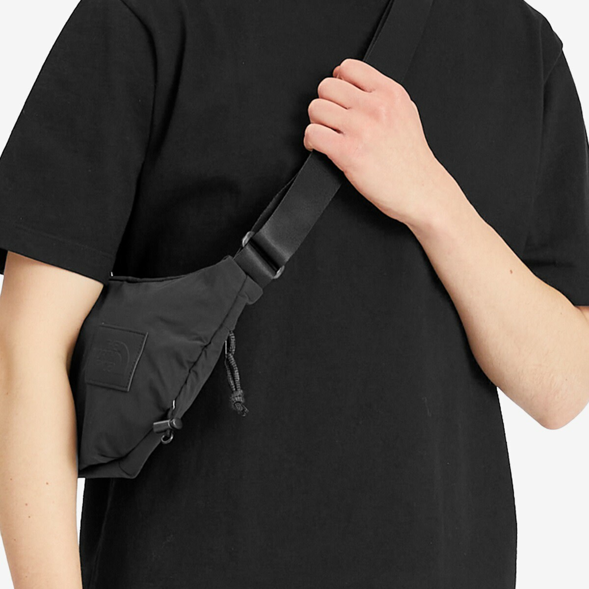 The North Face Women's Never Stop Crossbody Bag in Tnf Black 