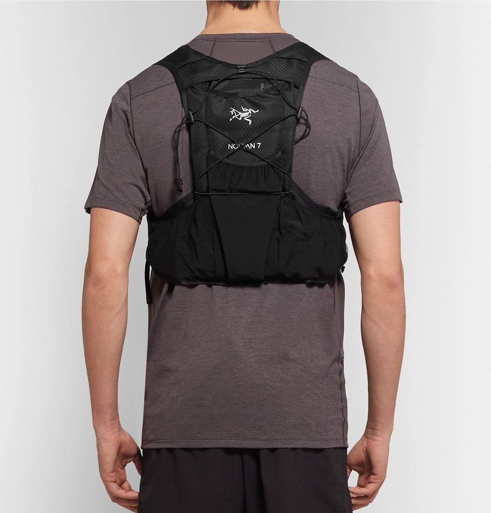 Arc'teryx - Norvan 7 Mesh Hydration Vest - Men - Black Arc'teryx