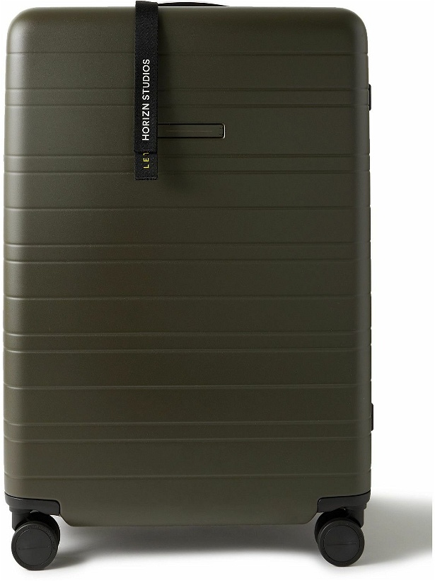 Photo: Horizn Studios - H7 Essential 77cm Polycarbonate Suitcase