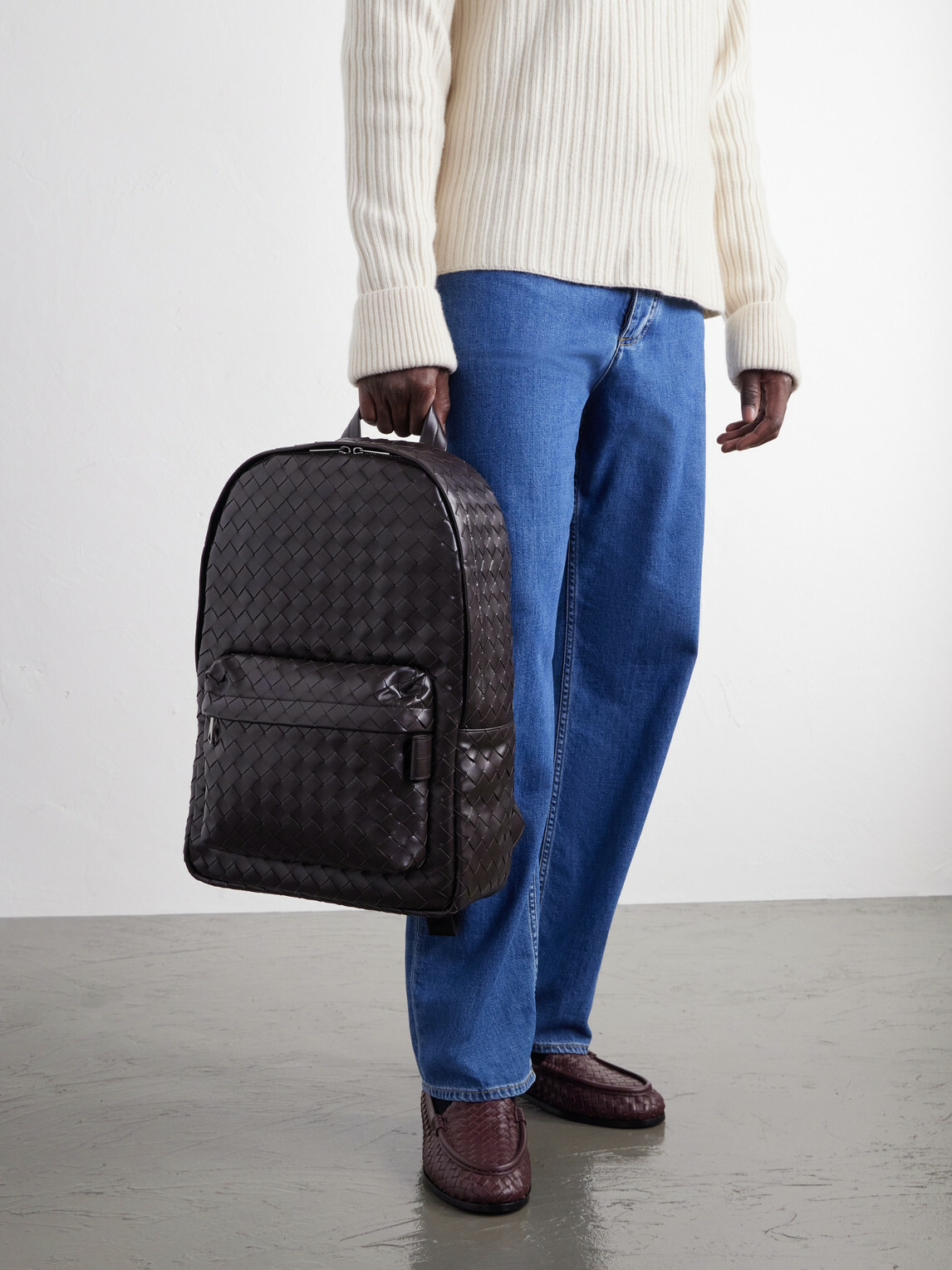 Bottega Veneta - Avenue Medium Intrecciato Leather Backpack - Brown