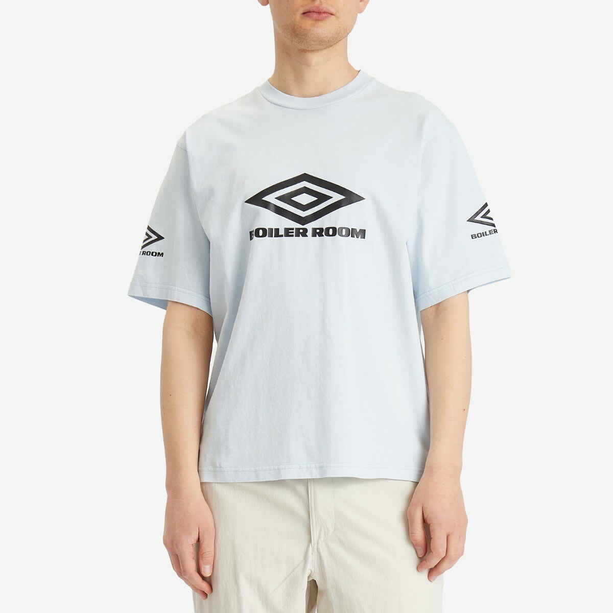 Boiler Room Men's x Umbro Washed T-Shirt in White