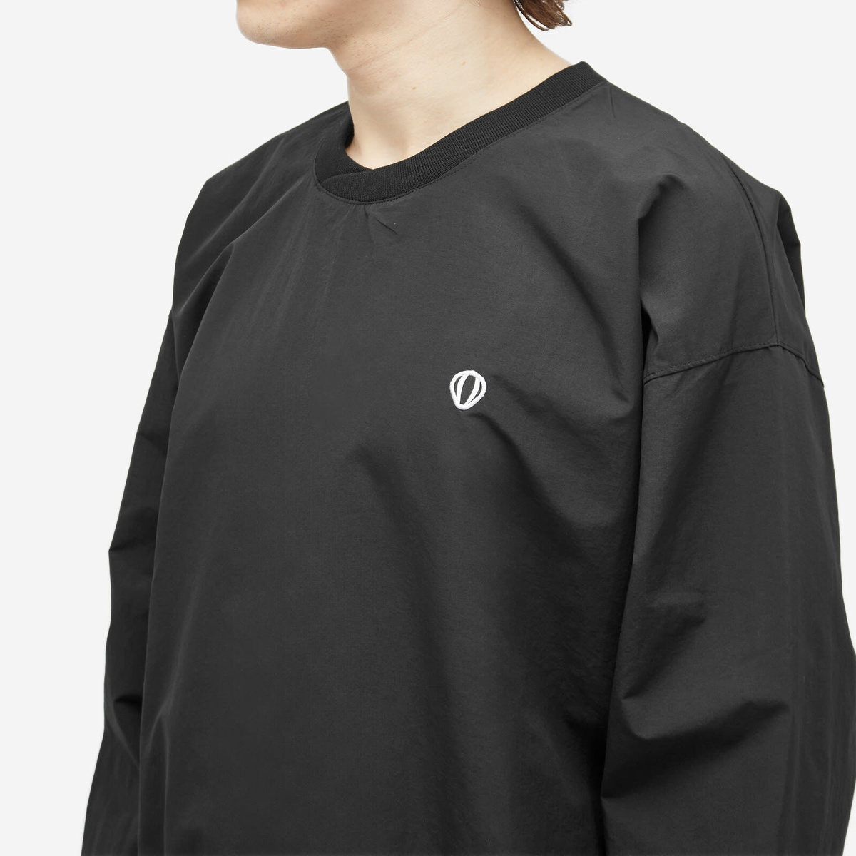 Anglan Men's Nylon Athletic Wappen Hoodie in Black
