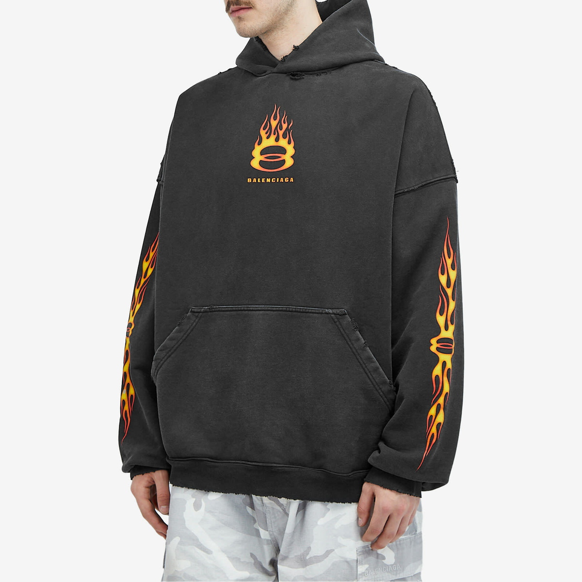関税込【BALENCIAGA】Oversized Flame Hoody Wash Black Balenciaga Men's Oversized Flame Hoody in Washed Out Black