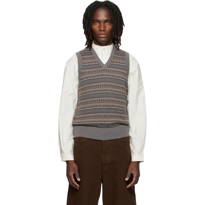 Photo: LEMAIRE Gray V-Neck Jacquard Sweater Vest