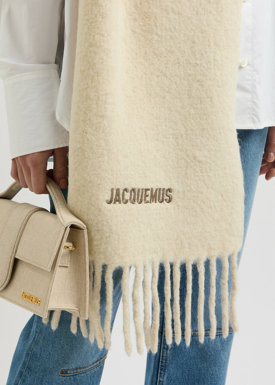 JACQUEMUS☆Les Classiquesベージュ L'echarpe Moisson マフラー JACQUEMUS☆Les Classiquesベージュ L'echarpe Moisson マフラー