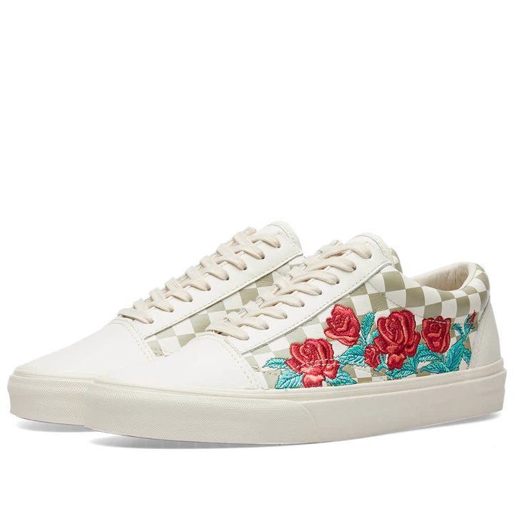 Photo: Vans Old Skool DX Rose Embroidery Neutrals