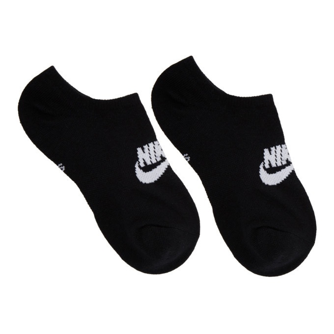 Photo: Nike Three-Pack Black NSW Everyday Essential Socks