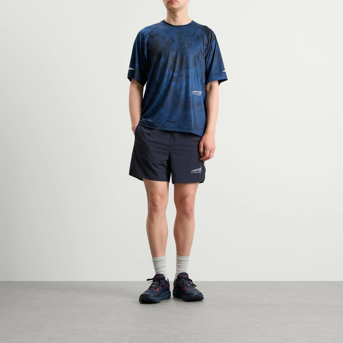 and wander Men's x Altra Ventilation Shorts in Navy