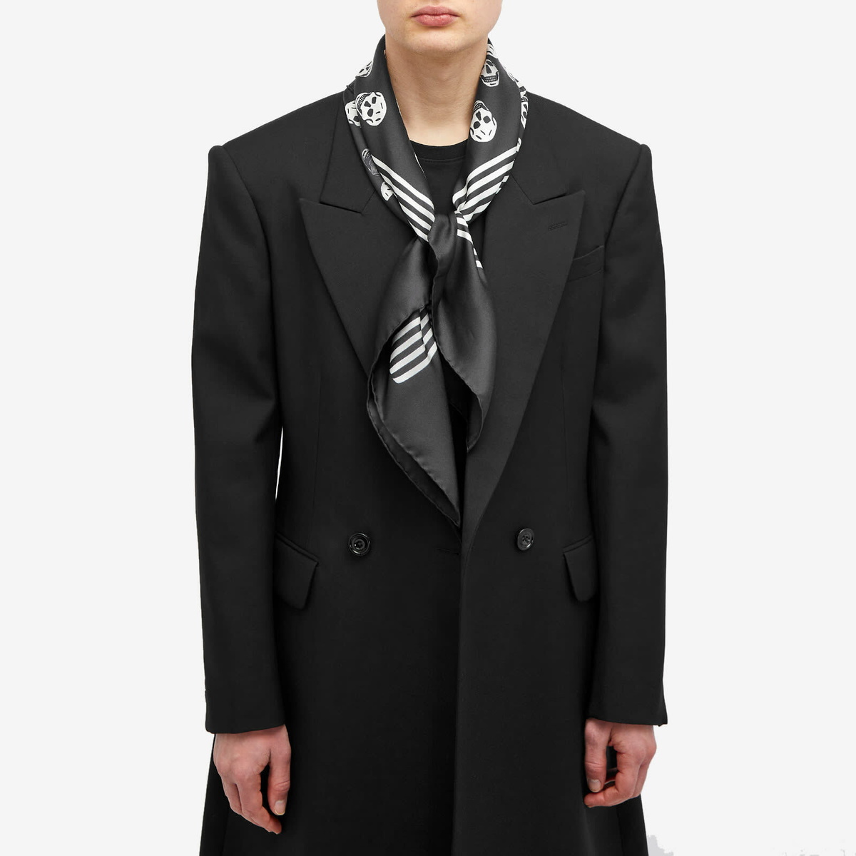 【送料&関税込】Alexander McQueen Biker Scarf ALEXANDER MCQUEEN Biker Skull-Print Silk Scarf in