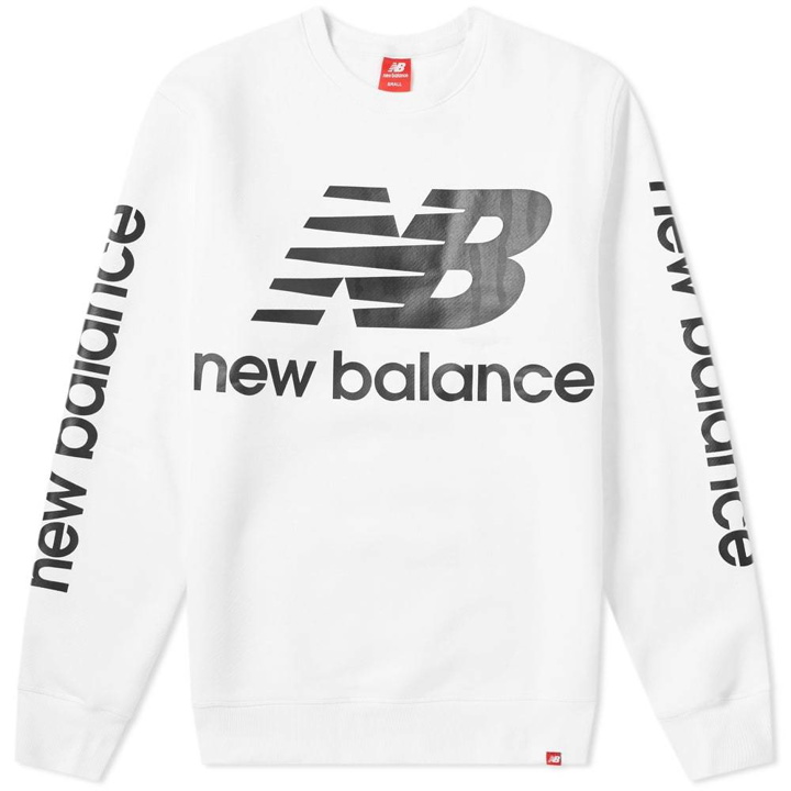 Photo: New Balance Essentials Logo Sweat