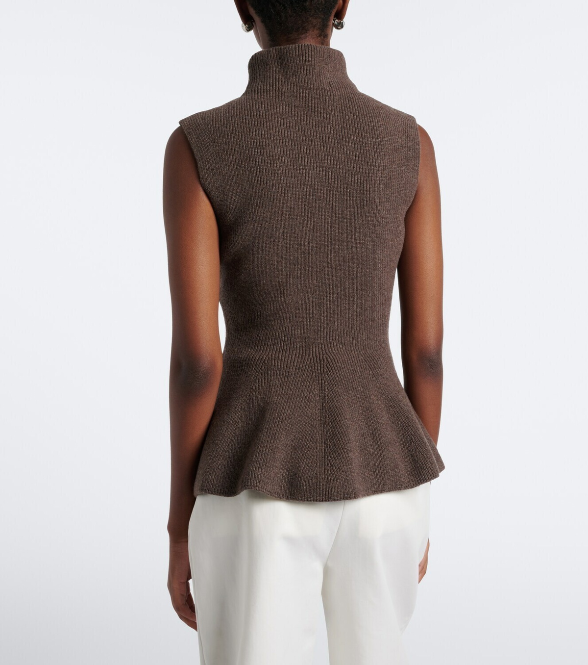 Róhe Ribbed wool and cashmere turtleneck top