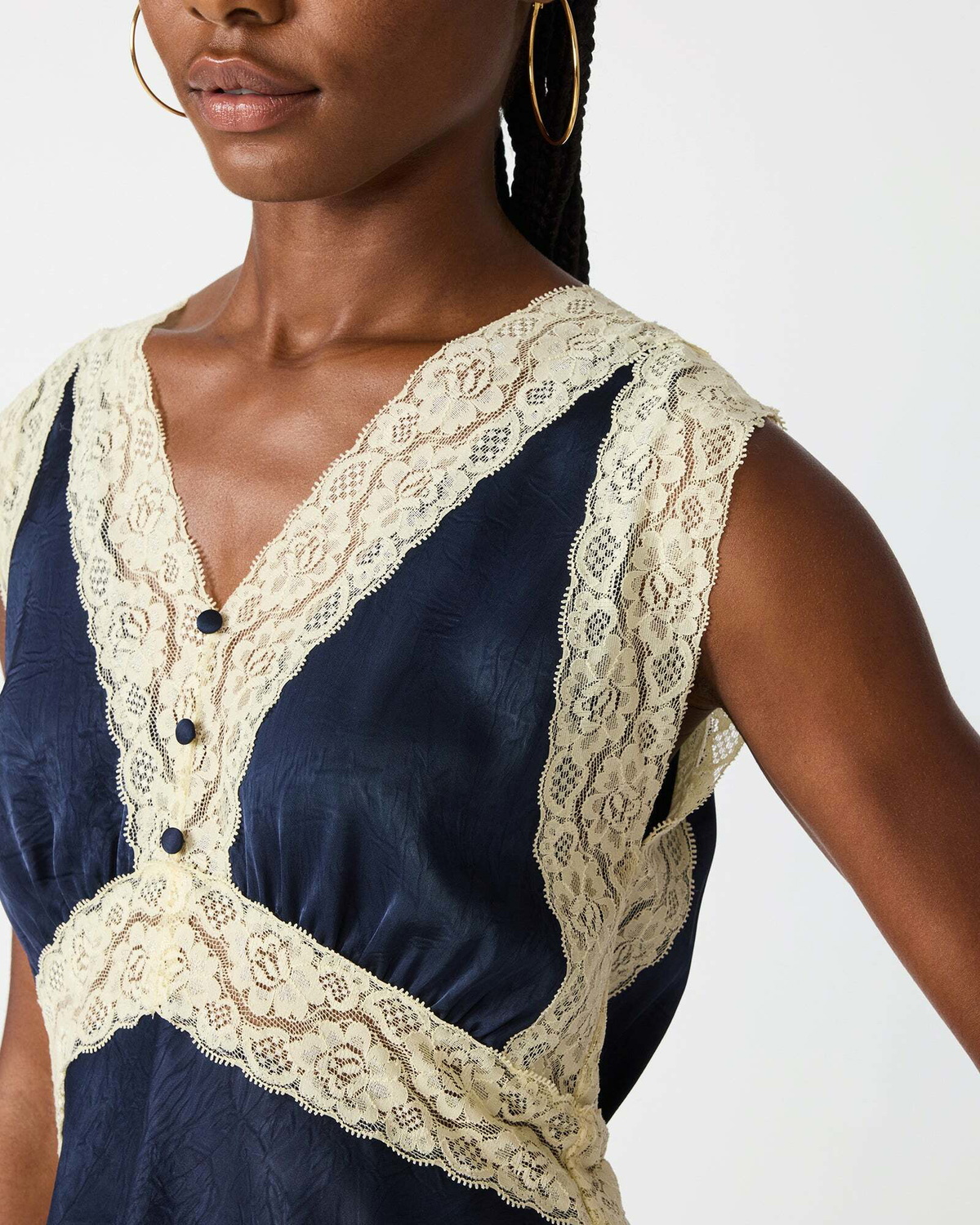 Steve Madden Elinor Top in Midnight