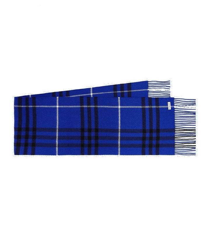 Photo: Burberry Burberry Check wool and cashmere scarf