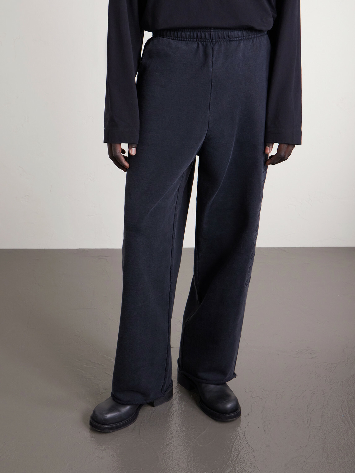 VETEMENTS - Straight-Leg Logo-Embroidered Cotton-Jersey Sweatpants - Black