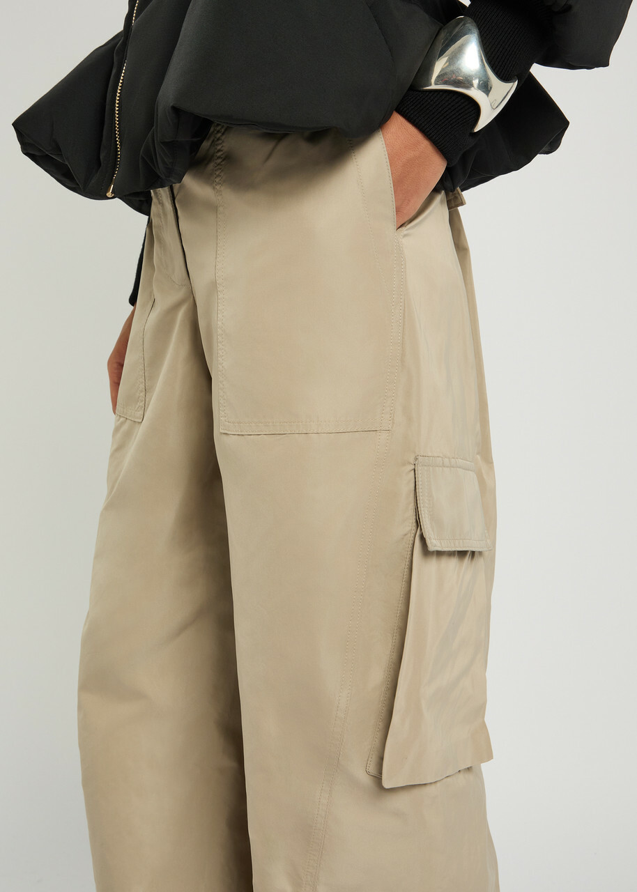 Alaïa Barrel-leg Taffeta Cargo Trousers Cream