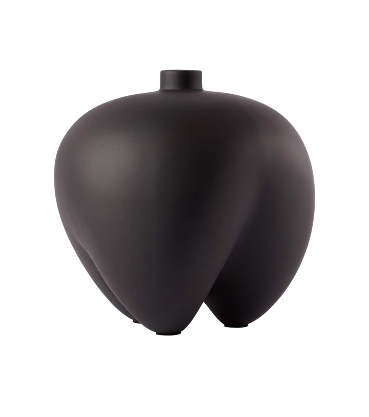 Photo: 101 Copenhagen Sumo ceramic vase
