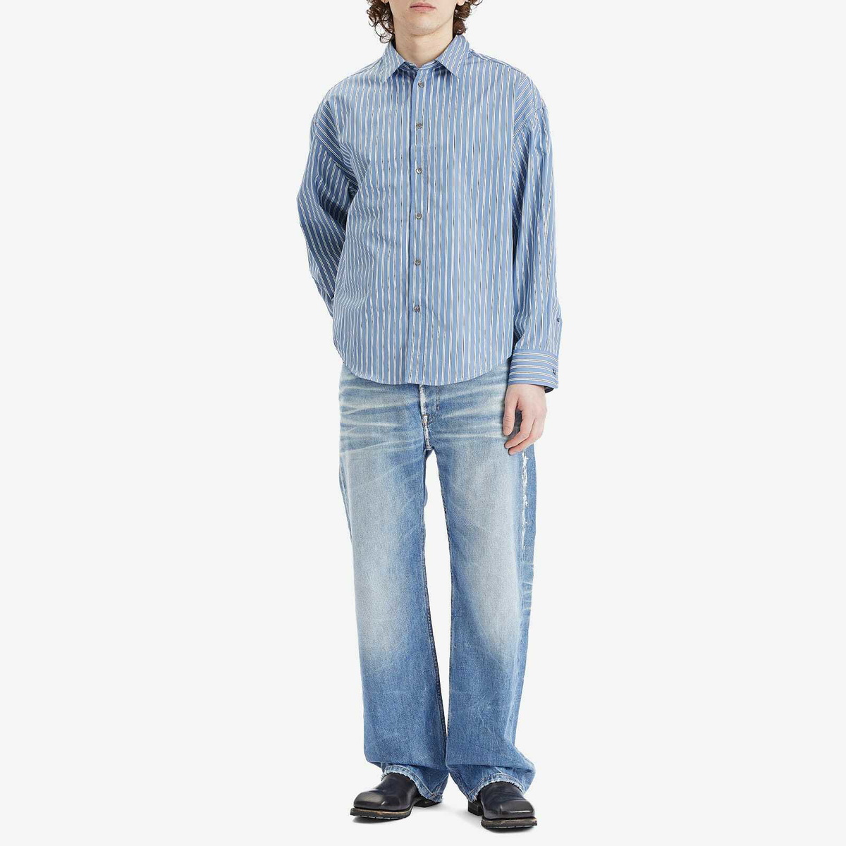 AMI Paris Men's Boxy Fit Stripe Shirt in Blue Note/White/Navy
