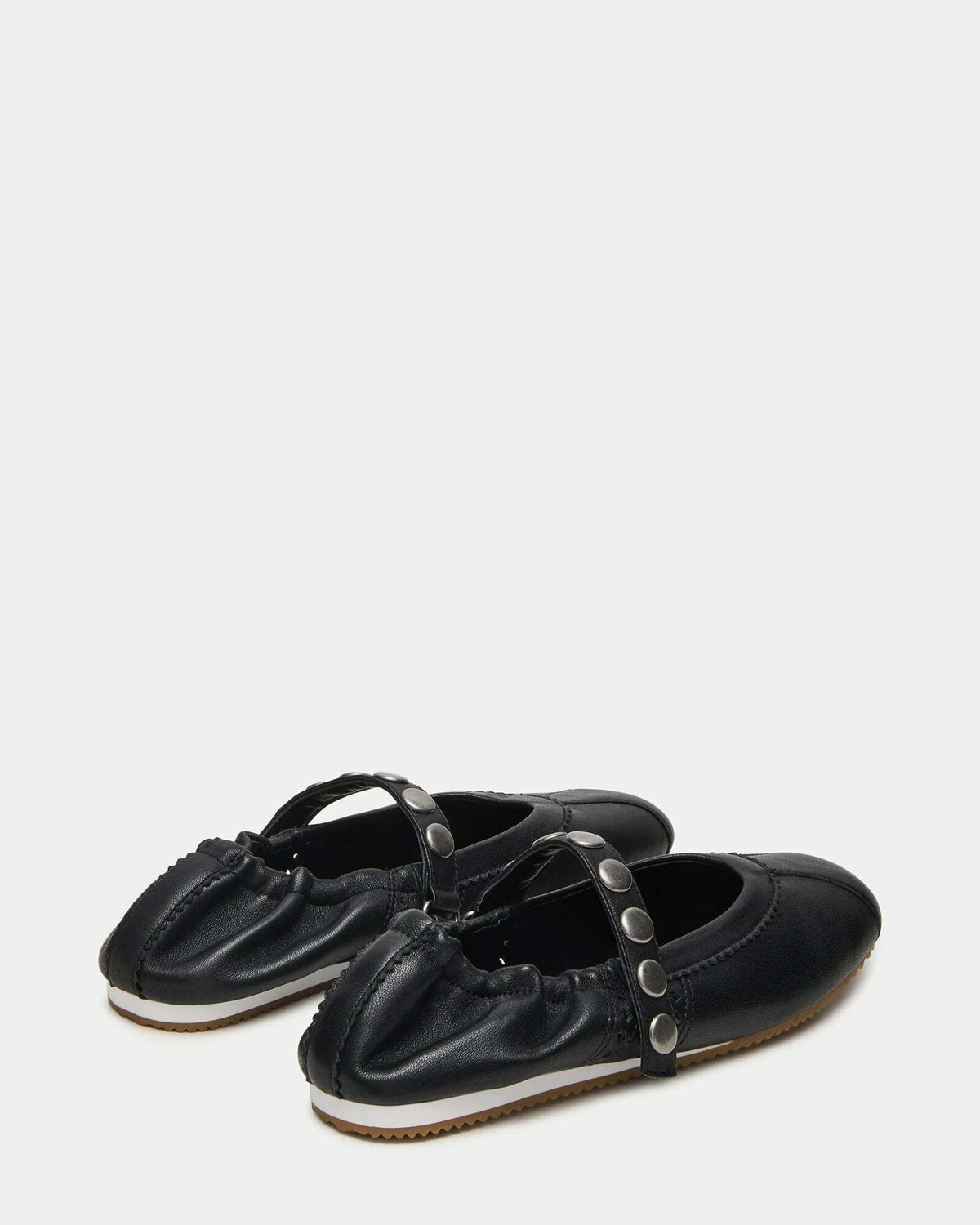 Steve Madden Anaya-S Flats in Black