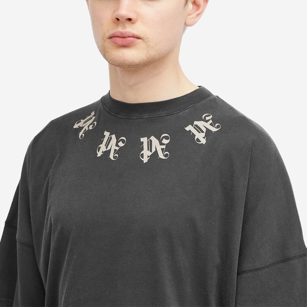 【関税無・国内発】 Palm Angels / Statement Monogram T-Shirt PALM ANGELS | Statement Monogram T-Shirt | Men | Black/Grey