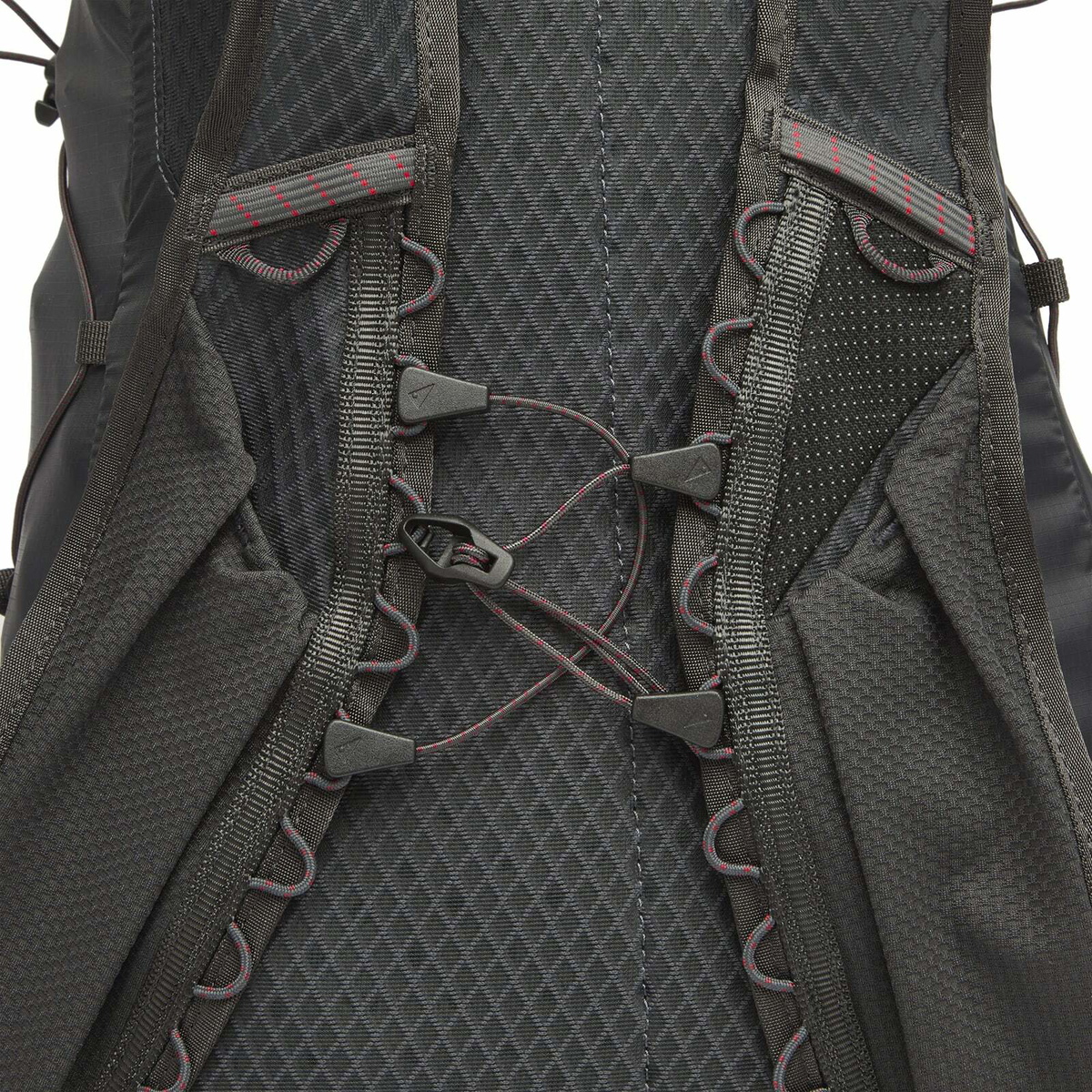 Klättermusen Men's Skrymner Backpack 20L in Raven 