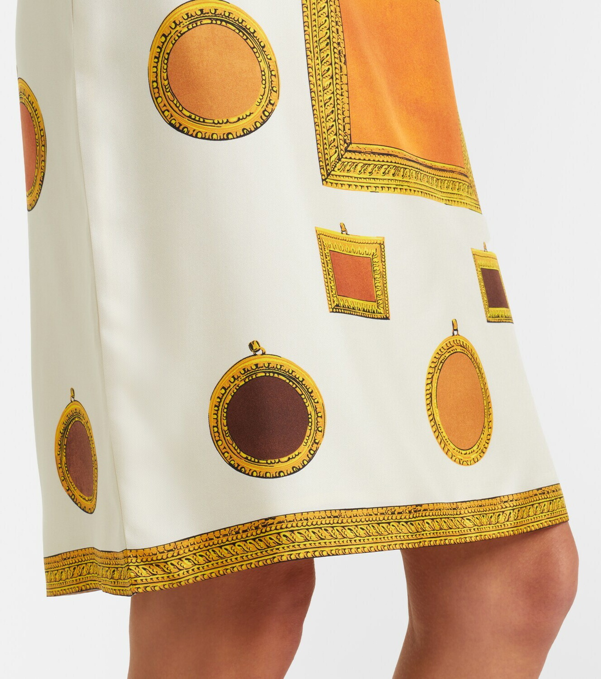 Versace Printed silk twill pencil skirt